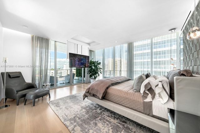 3651 Collins Ave 800, Miami Beach, FL 33140