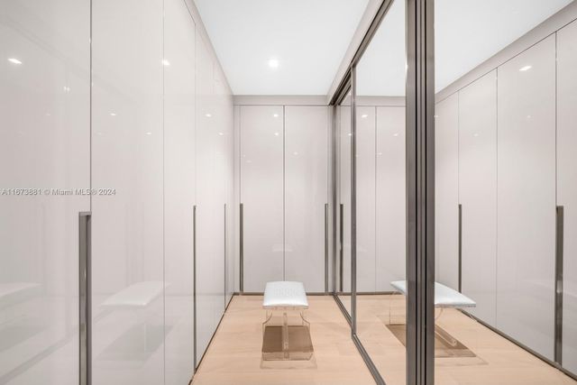 3651 Collins Ave 800, Miami Beach, FL 33140