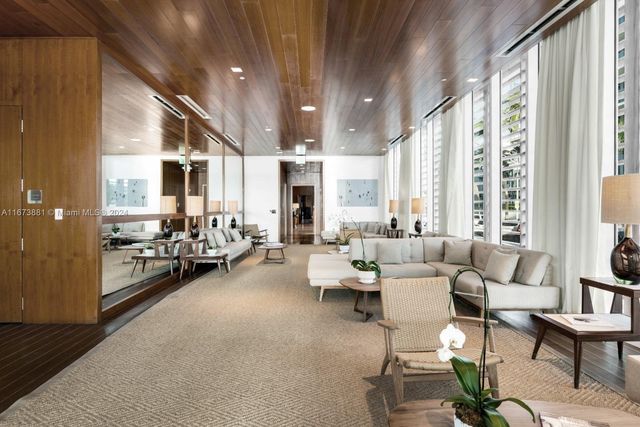 3651 Collins Ave 800, Miami Beach, FL 33140