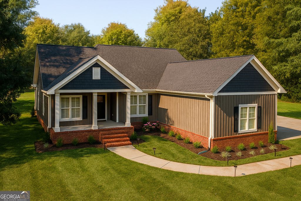 149 Waters Edge Drive, Eatonton, GA 31024