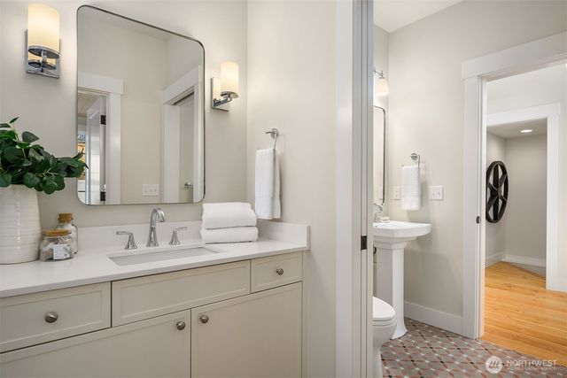 2216 NE 125th Street, Seattle, WA 98125