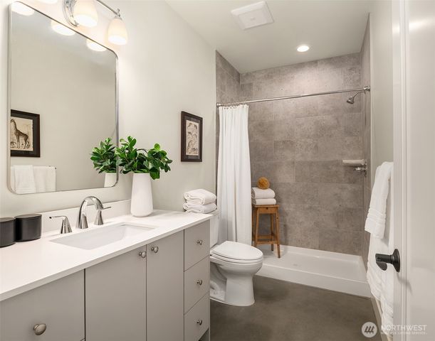 2216 NE 125th Street, Seattle, WA 98125