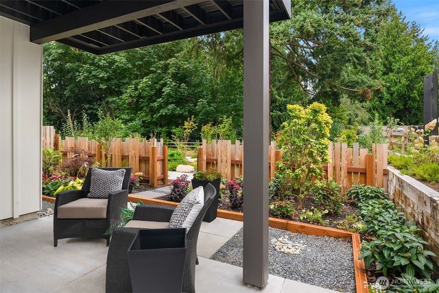 2216 NE 125th Street, Seattle, WA 98125