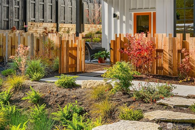 2216 NE 125th Street, Seattle, WA 98125