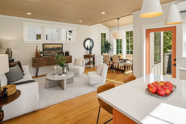 2216 NE 125th Street, Seattle, WA 98125