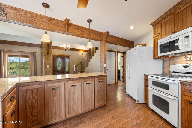 14420 E JAGGED TOOTH Trail, Mayer, AZ 86333