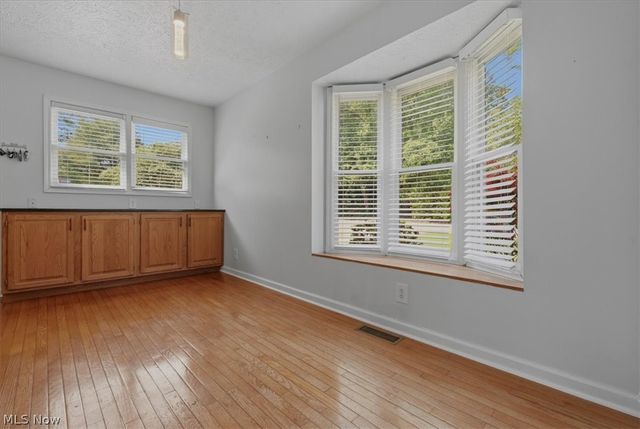 75 Oakridge Drive, Parkersburg, WV 26104