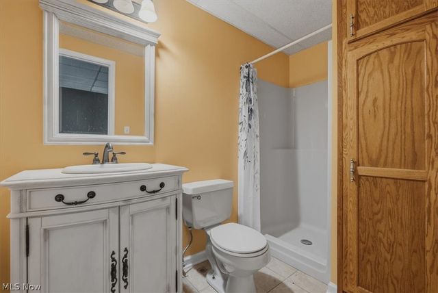 75 Oakridge Drive, Parkersburg, WV 26104