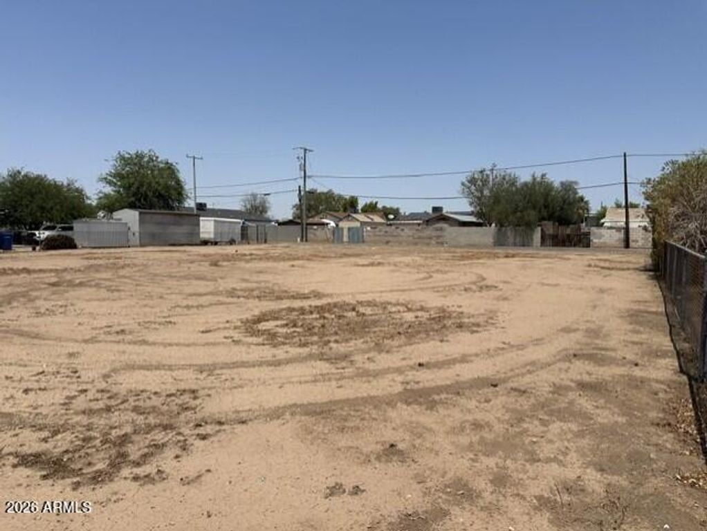 E Drive, Avondale, AZ 85323 — exterior
