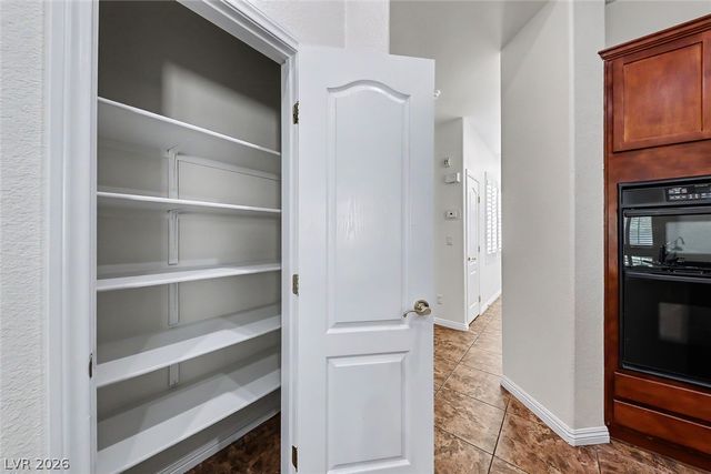 8117 Orchard Glen Avenue, Las Vegas, NV 89131