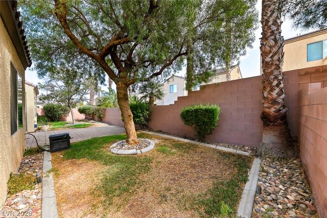 8117 Orchard Glen Avenue, Las Vegas, NV 89131