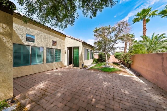 8117 Orchard Glen Avenue, Las Vegas, NV 89131