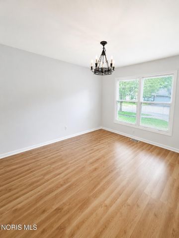 4210 Caravelle Drive, Toledo, OH 43623
