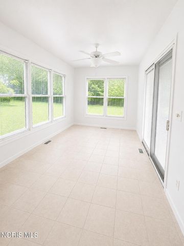 4210 Caravelle Drive, Toledo, OH 43623