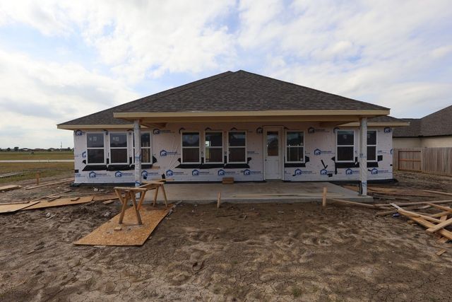 11822 Old Fashion Circle, Mont Belvieu, TX 77535