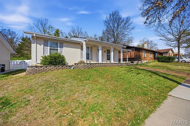 729 Vanderville Drive, Fenton, MO 63026