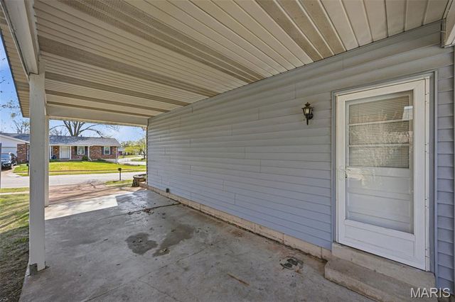 729 Vanderville Drive, Fenton, MO 63026
