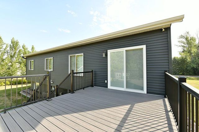 8018 Aquarius Drive, Fargo, ND 58104