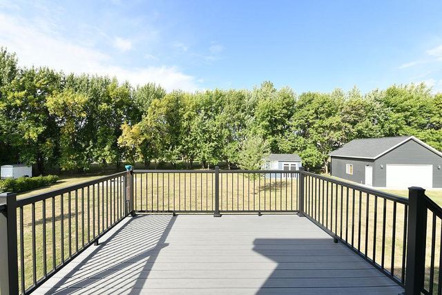 8018 Aquarius Drive, Fargo, ND 58104