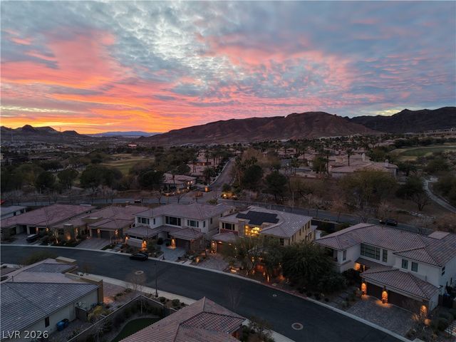 53 Garibaldi Way, Henderson, NV 89011