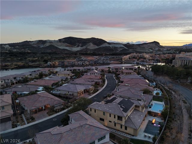 53 Garibaldi Way, Henderson, NV 89011