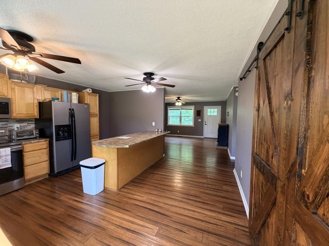 245 County Road 365, Sweetwater, TN 37874