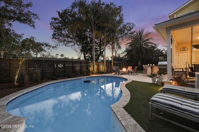 527 FLORIDA Boulevard, Neptune Beach, FL 32266