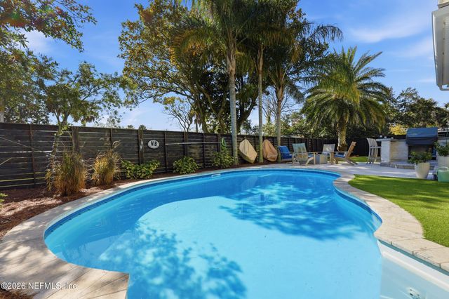 527 FLORIDA Boulevard, Neptune Beach, FL 32266