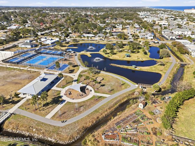 527 FLORIDA Boulevard, Neptune Beach, FL 32266