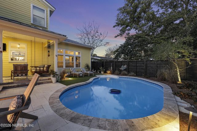 527 FLORIDA Boulevard, Neptune Beach, FL 32266