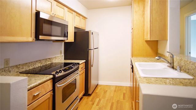 12303 Harbour Pointe Boulevard #U-203, Mukilteo, WA 98275