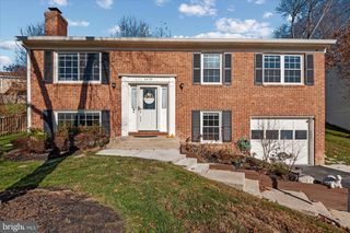 3470 LYON PARK CT, Woodbridge, VA 22192