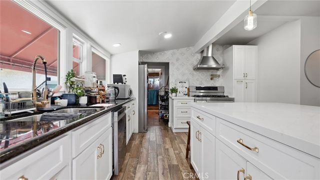 7276 Summitrose Street, Tujunga, CA 91042
