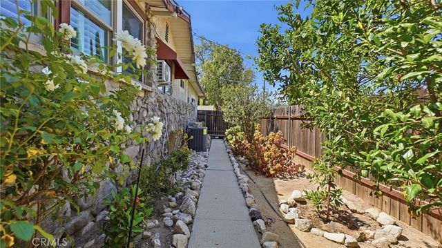7276 Summitrose Street, Tujunga, CA 91042