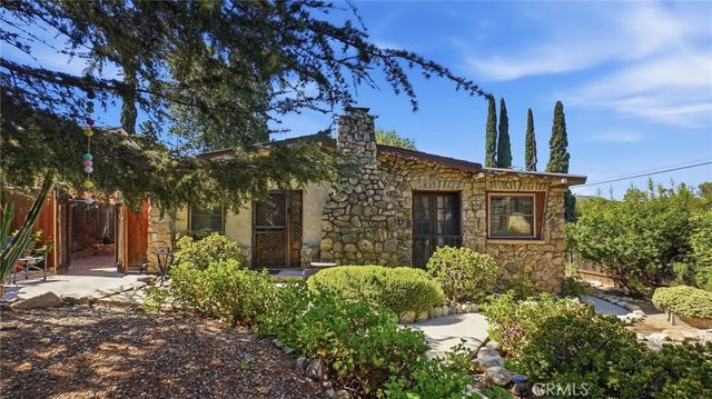 7276 Summitrose Street, Tujunga, CA 91042