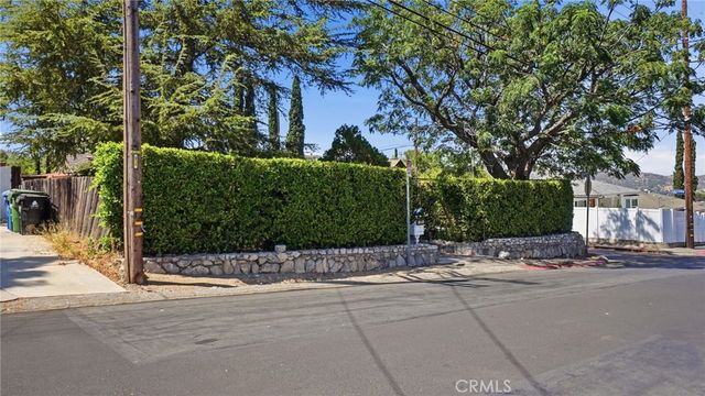 7276 Summitrose Street, Tujunga, CA 91042