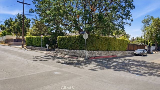7276 Summitrose Street, Tujunga, CA 91042