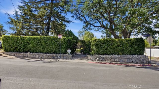 7276 Summitrose Street, Tujunga, CA 91042