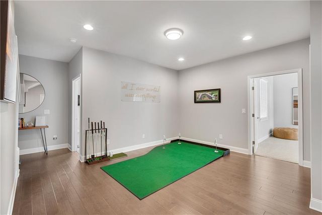 520 Clover Court, Roswell, GA 30075