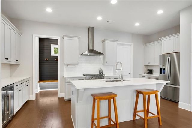 520 Clover Court, Roswell, GA 30075
