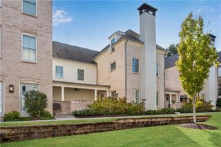 520 Clover Court, Roswell, GA 30075