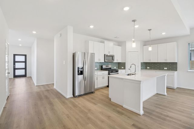17787 Mill Manor Drive, Montgomery, TX 77316