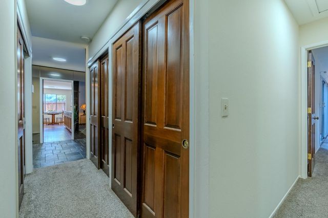 800 Oddstad Boulevard, Pacifica, CA 94044