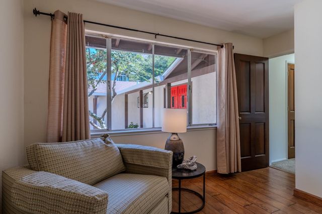 800 Oddstad Boulevard, Pacifica, CA 94044