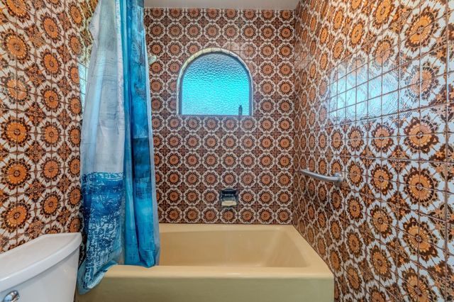 800 Oddstad Boulevard, Pacifica, CA 94044