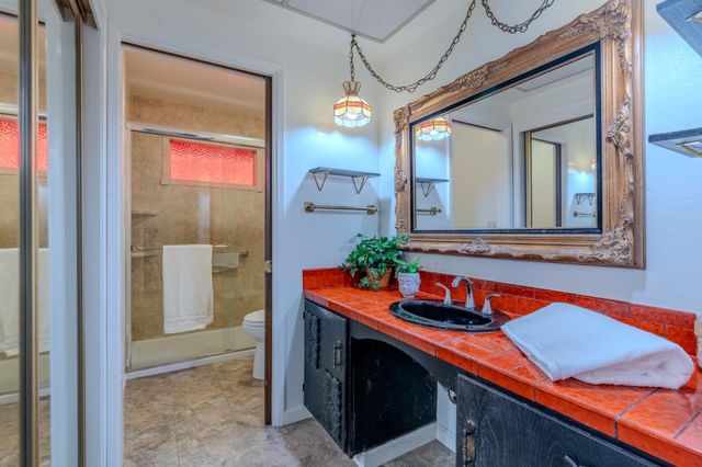 800 Oddstad Boulevard, Pacifica, CA 94044