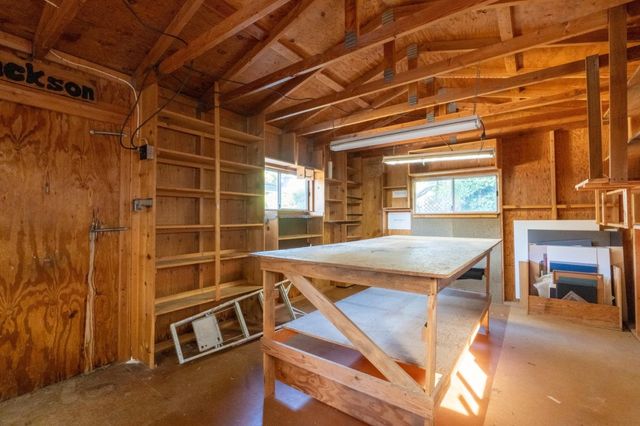 800 Oddstad Boulevard, Pacifica, CA 94044