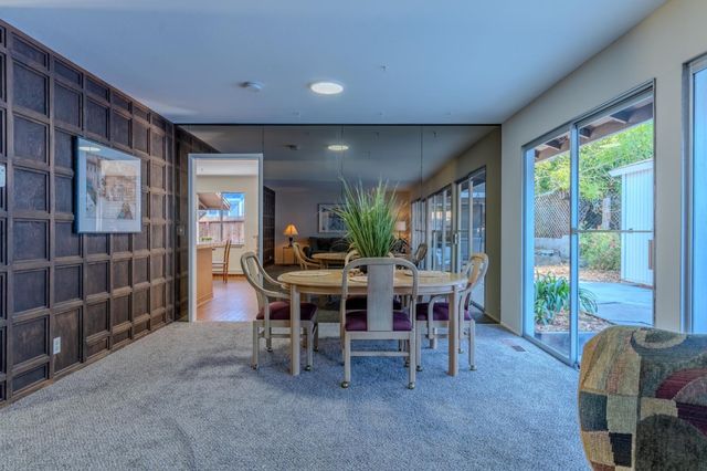 800 Oddstad Boulevard, Pacifica, CA 94044