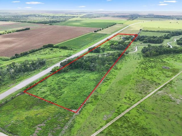 21126 Highway 111, Louise, TX 77455