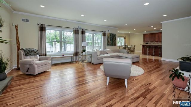 14 Dehart, Wayne, NJ 07470